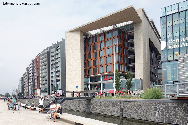 Bibliothèque publique d'Amsterdam アムステルダム公共図書館