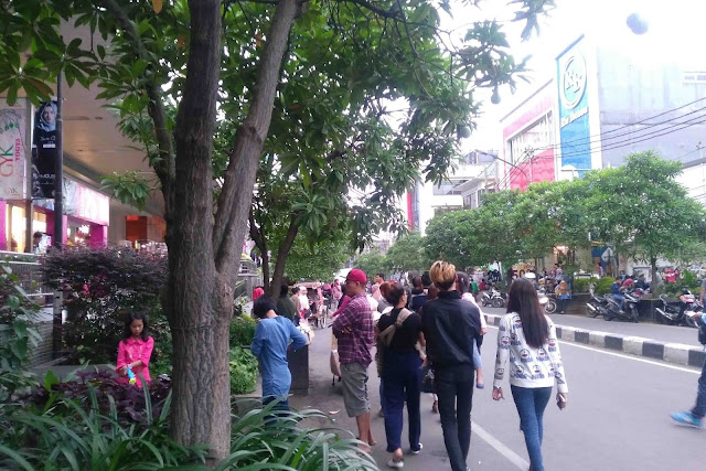 Jalan Paling Ramai dikunjungi Wisatawan di Kota Bandung