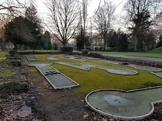 Hexthorpe Flatts Park Crazy Golf course in Doncaster