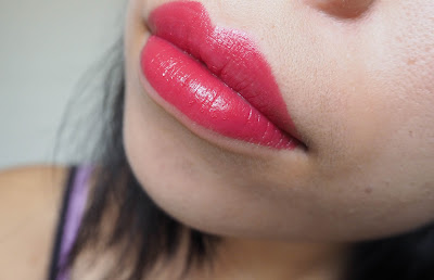 Revlon Ultra HD Lipstick in 820 Petunia