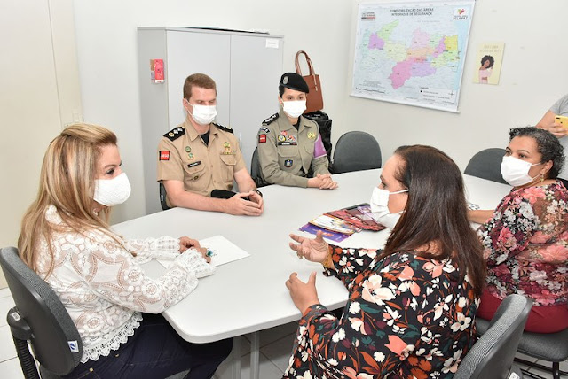 Primeira-dama da Paraíba conhece trabalho e ressalta importância da Patrulha Maria da Penha