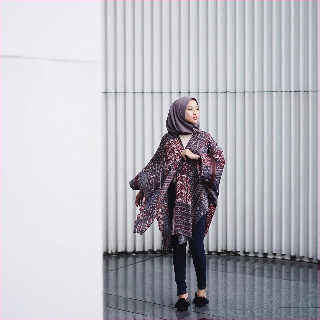  Model Outfit Baju Hijab Casual Untuk Perempuan Gemuk Ala Selebgram  Model Outfit Baju Hijab Casual Untuk Perempuan Gemuk Ala Selebgram 2018