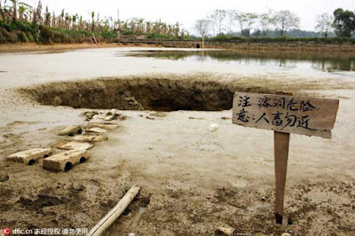 giant sinkhole