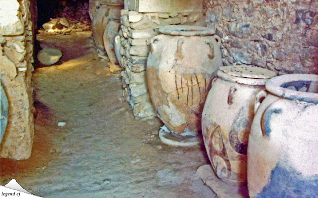 ミノア文明・フェストス宮殿遺跡・貯蔵庫 Storeroom, Phaestos Palace／©legend ej