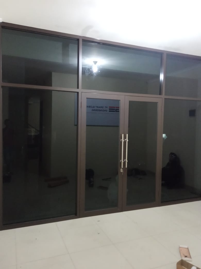  Pintu  Aluminium Kaca  Kantor  Di Bogor Toko Kusen 