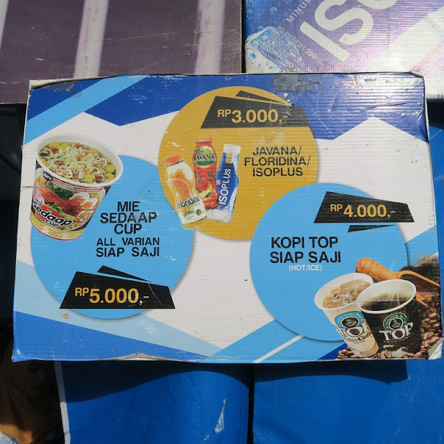 Daftar Harga Makanan & Minuman di Booth Ini