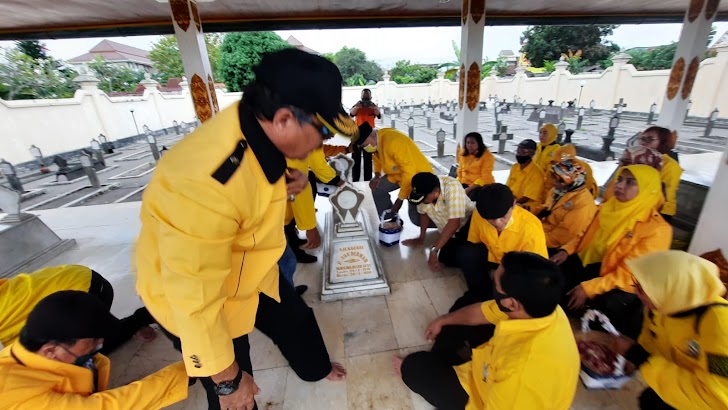 DPD Golkar DIY Ziarah ke Makam Jenderal Soedirman di TMP Kusumanegara