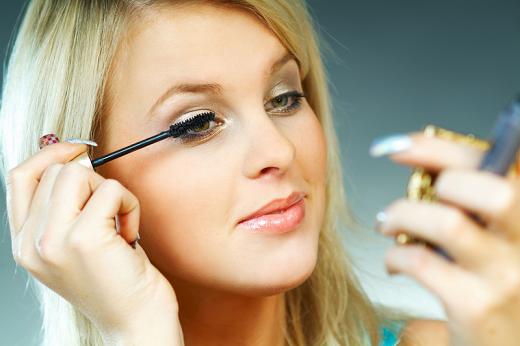 2. How To Apply Makeup Tips 2014