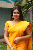 actress Poorna glamorous photos gallery-thumbnail-37