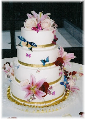 variant butterfly wedding cake