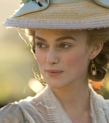 Ever since I saw keira Knightlys makeup in the duchessIve been obsessed
