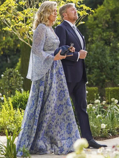 Princess Rajwa wore a wedding dress designed by Lebanese designer Elie Saab.Princess of Wales wore a dress by Elie Saab