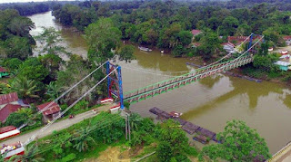 Masyarakat Dambakan Adanya Jembatan Sungai Sekadau dari Tanjung - Mungguk
