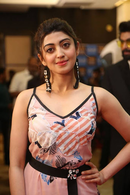 Pranitha Subhash cute image gallery 