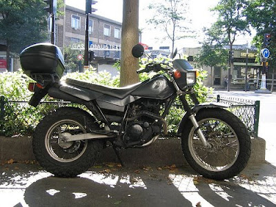 Yamaha TW 125, Yamaha, motorcycle