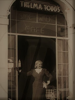 Thema_Todd_Sidewalk_Cafe_1934