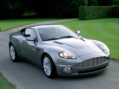 Aston Martin Vanquish Silver