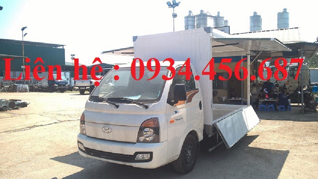 Xe Hyundai Porter H150 thùng cánh dơi 