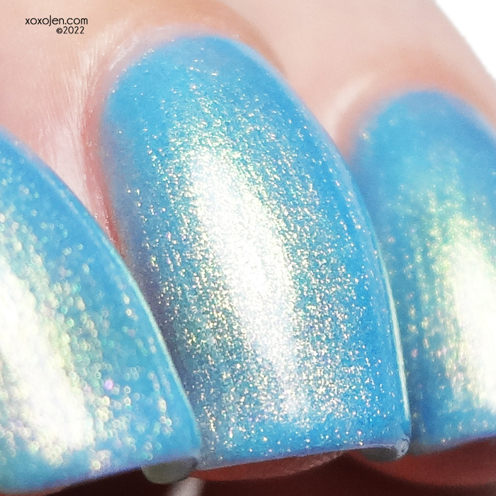 xoxoJen's swatch of KBShimmer Dive On In
