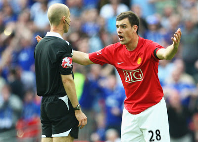 Darron Gibson-Manchester United-Republic of Ireland-Midfielder-Football Players