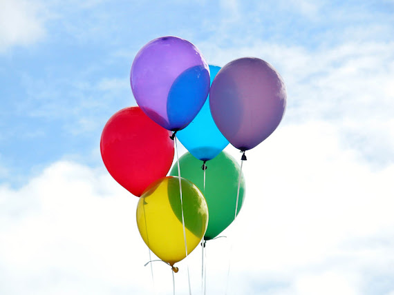 Gambar Gambar Balon dengan Warna Warni Cantik