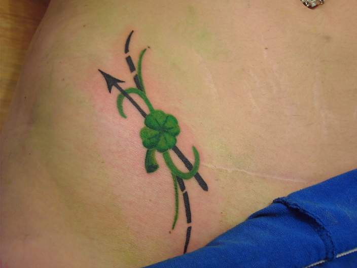 Unique Four Leaf Clover Tattoo Designs Clover Tattoo for Girls – YusraBlog Unique Four Leaf Clover Tattoo Designs Clover Tattoo for Girls – YusraBlog
