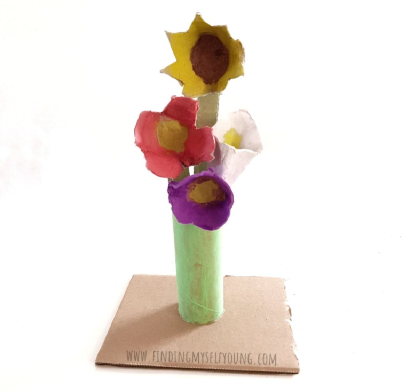 egg carton floral bouquet