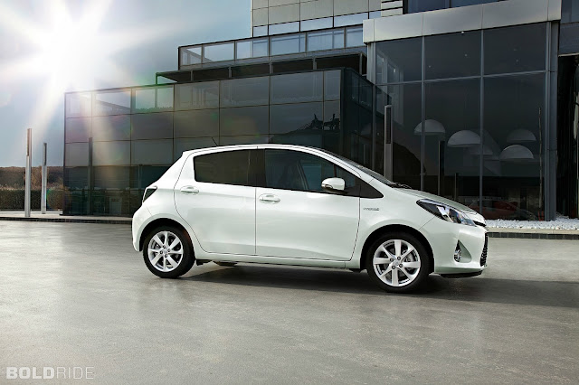 Toyota Yaris 2013 