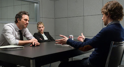 Mark Ruffalo (Dylan Rhodes), Mélanie Laurent (Alma Dray) y Jesse Eisenberg (J. Daniel Atlas)