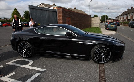 Fernando Torres Aston Martin DBS V12