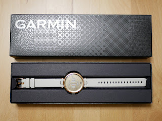 Garmin Lily Sport Light Sand / Rose Gold