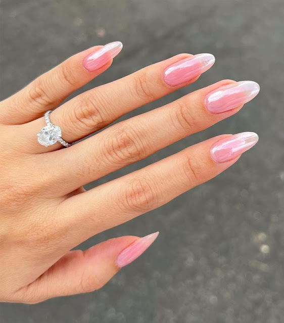 Pretty Ombre Pink Nail Art