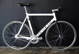 SEPEDA FIXIE, SEPEDA GAUL TANPA REM (GAMBAR)