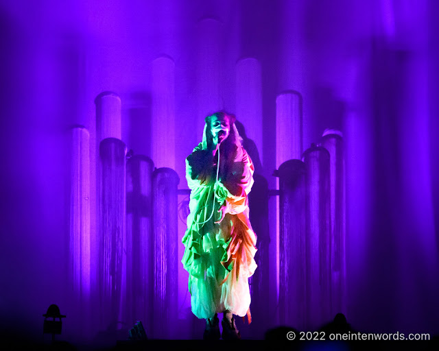 Purity Ring at The Phoenix Concert Theatre on June 20, 2022 Photo by John Ordean at One In Ten Words oneintenwords.com toronto indie alternative live music blog concert photography pictures photos nikon d750 camera yyz photographer