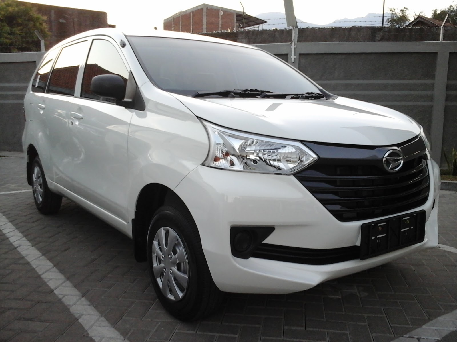 Gambar Mobil All New Xenia 2018 Modifikasi Mobil