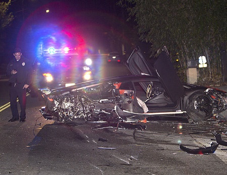 Chris Brown bans his friend from driving his car after crash of his Lamborghini