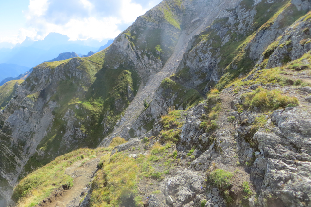 rifugio mulaz da passo valles