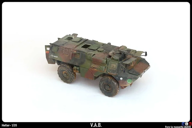 Maquette du V.A.B 4*4 de Heller au 1/48.