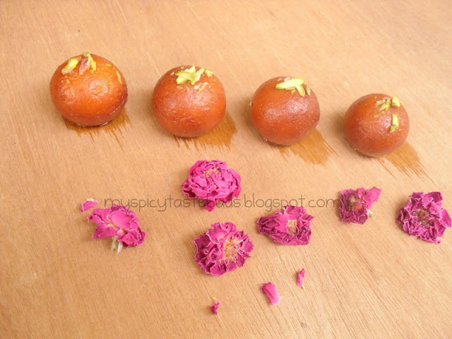 gulab jamun