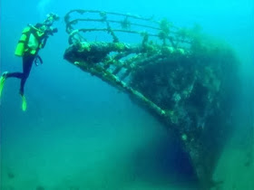 Bermuda Triangle Divers Underwater, Bermuda Triangle Underwater Pictures Real,
