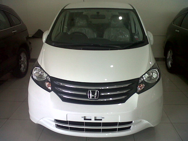 Harga Mobil Honda FREED February 2011 Harga Mobil Honda FREED February 2011