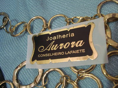 Etiquetas e fitas personalizadas