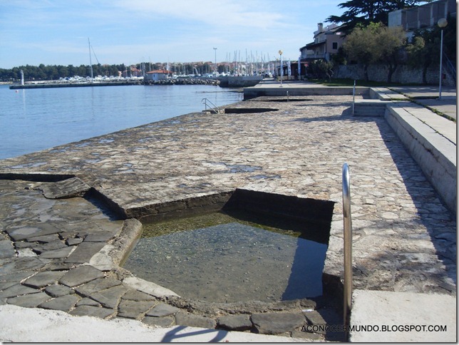 19-Novigrad.Malecón.Piscinas-SDC14536