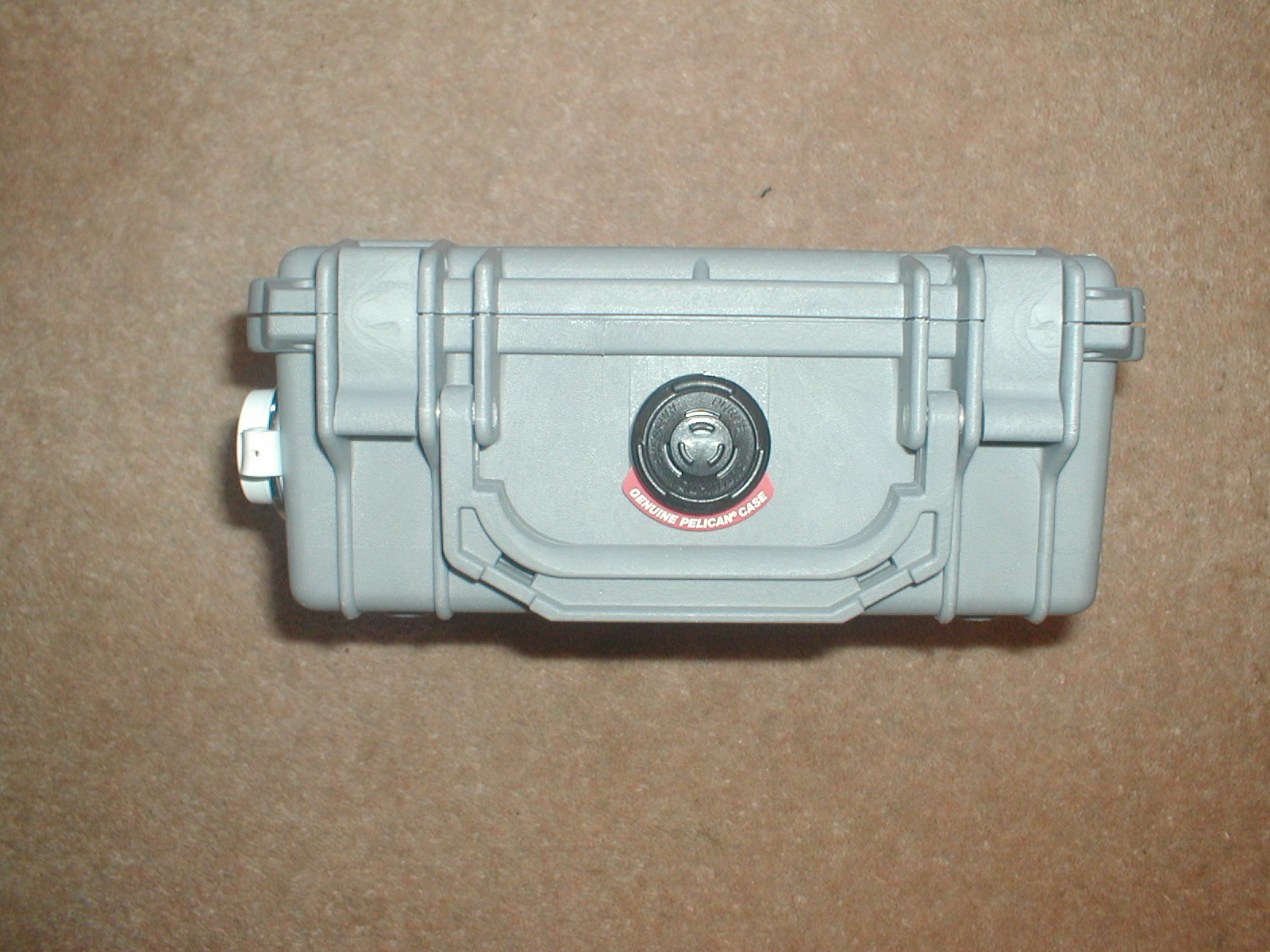 The battery supplied is a GPS ﻿12V 10.5Ah sealed unit battery.