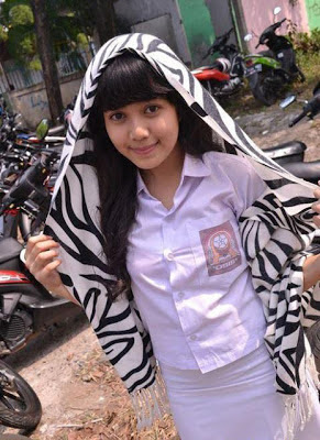 DeeInform: Foto Cewek SMP Seksi Cantik Terbaru 2013