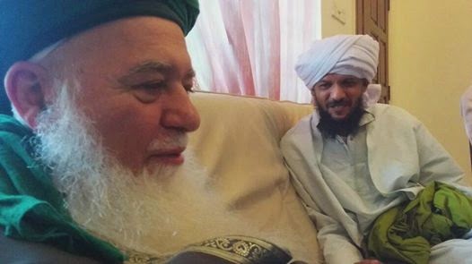 Al-Habib Kazim bin Ja'far As-Saqqaf dari Tarim, Yemen ketika bertemu dengan Syekh Hisyam Kabbani