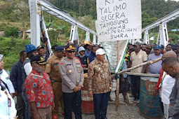 Rudolof Yabansabra Bersama Nahor Nekwek Berhasil Pembukaan Palang di Kabupaten Yalimo