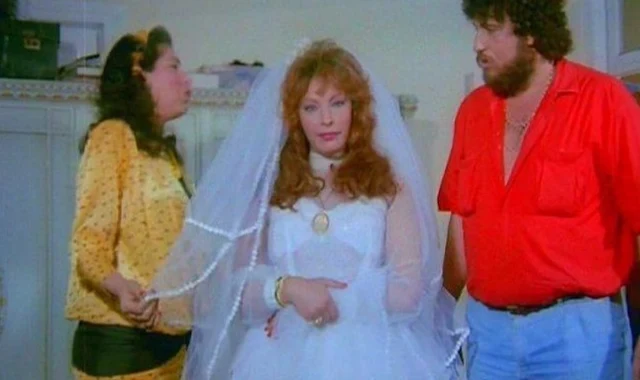 الفنانة مني إبراهيم أجرأ فنانة في السينما المصرية