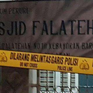 Pelaku Teriak Thogut Saat Tusuk 2 Anggota Brimob di Masjid