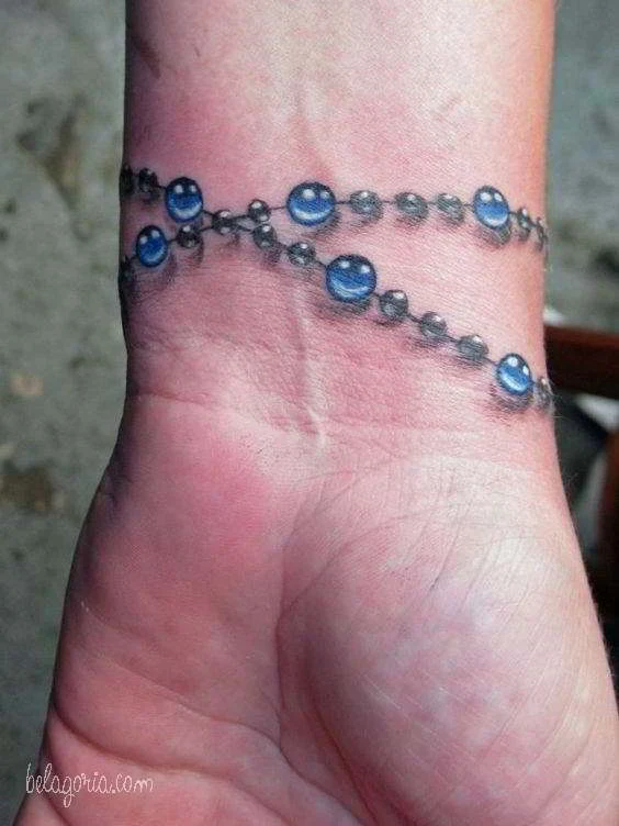 tatuaje de pulsera para una chicas